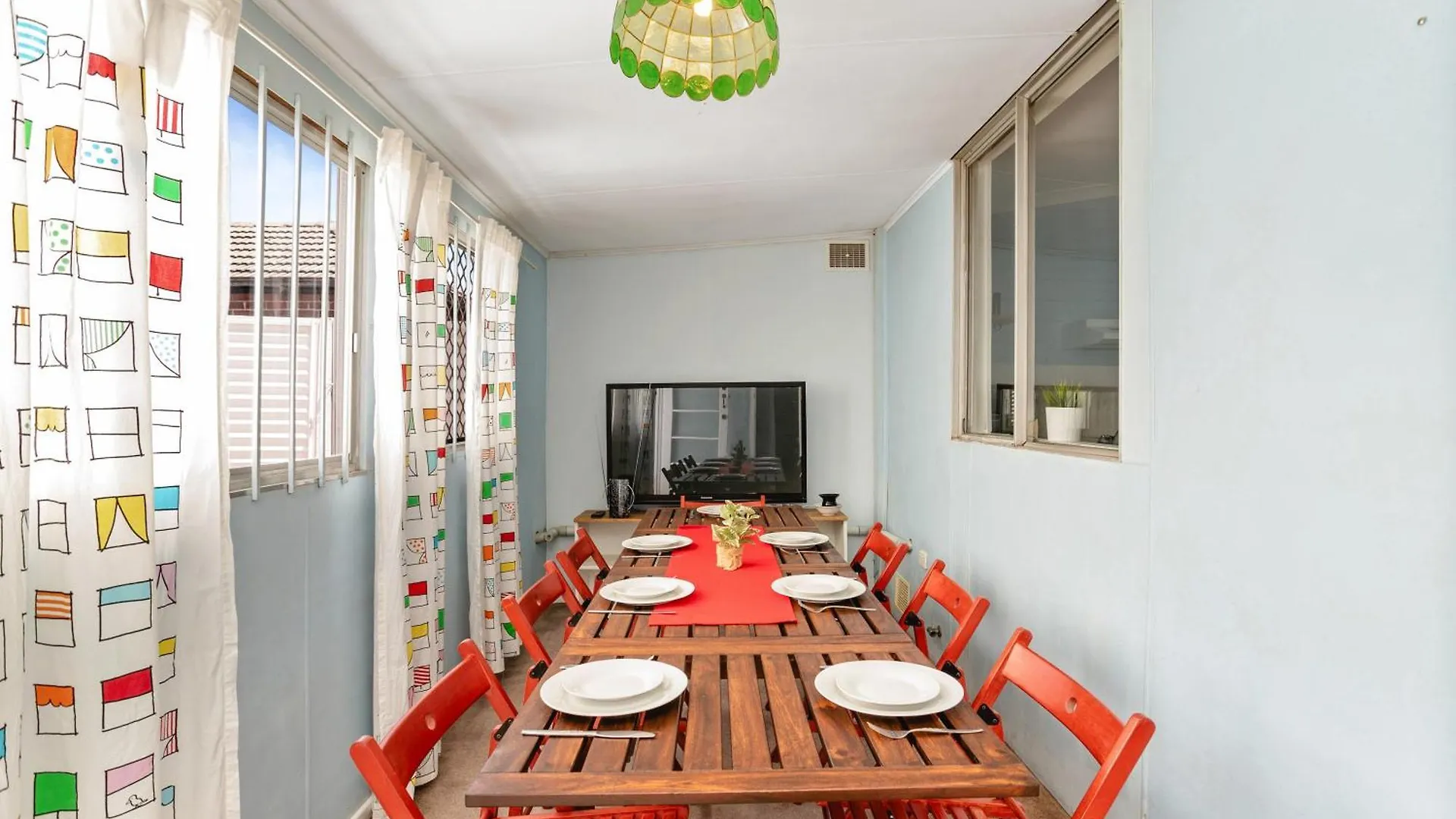 Urban Central Character Home Perth Holiday home